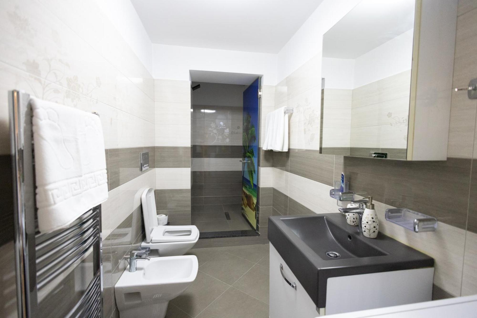 Apartment Kler-elegant Ali Demi